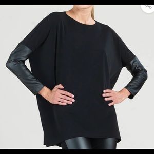 Clara sun woo black tunic top